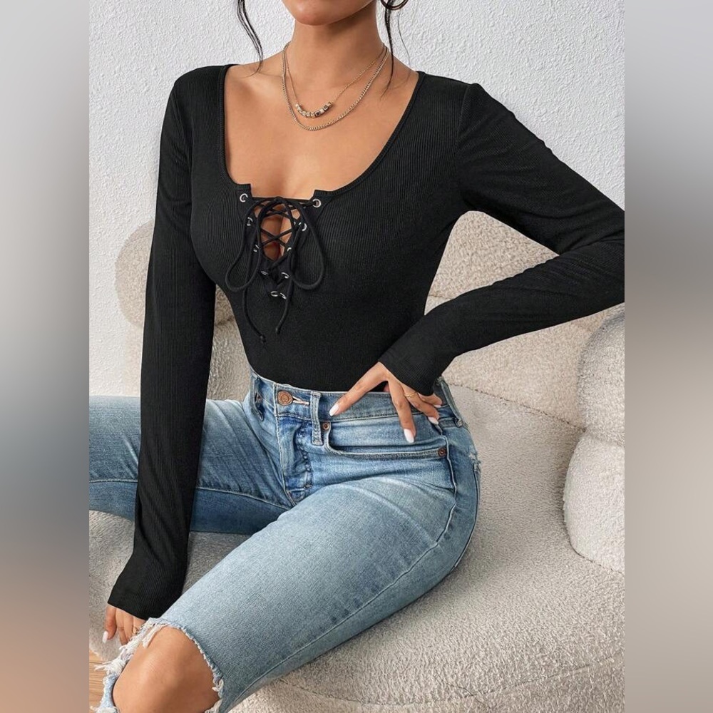Boutique Wishlist Black Lace Up Bodysuit, Size Small